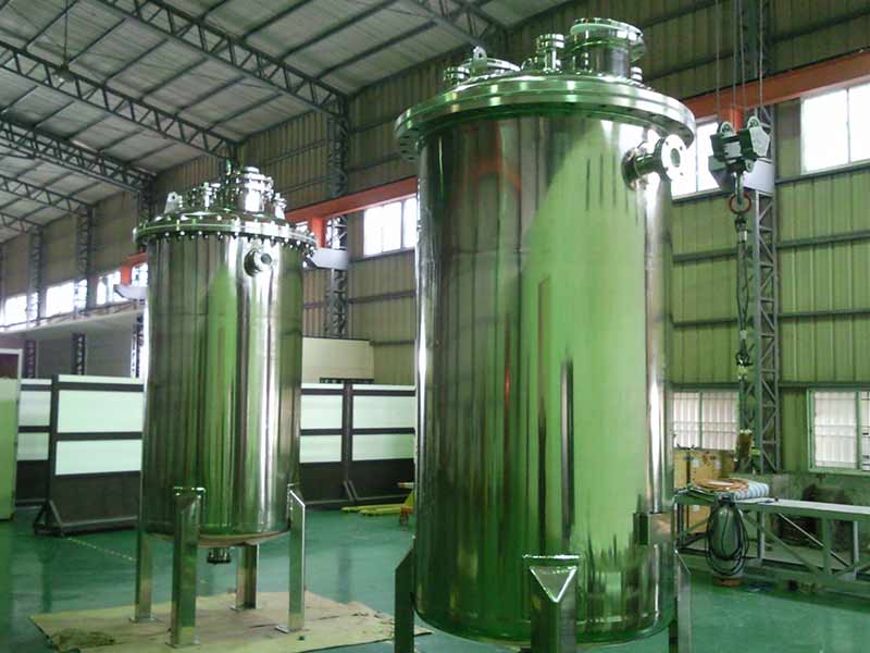 塔桶槽內襯-長春化工Sus316 tank lied PTFE&100M² Heat-exchanger 塔桶槽內襯-長春化工Sus316 tank lied PTFE&100M² Heat-exchanger